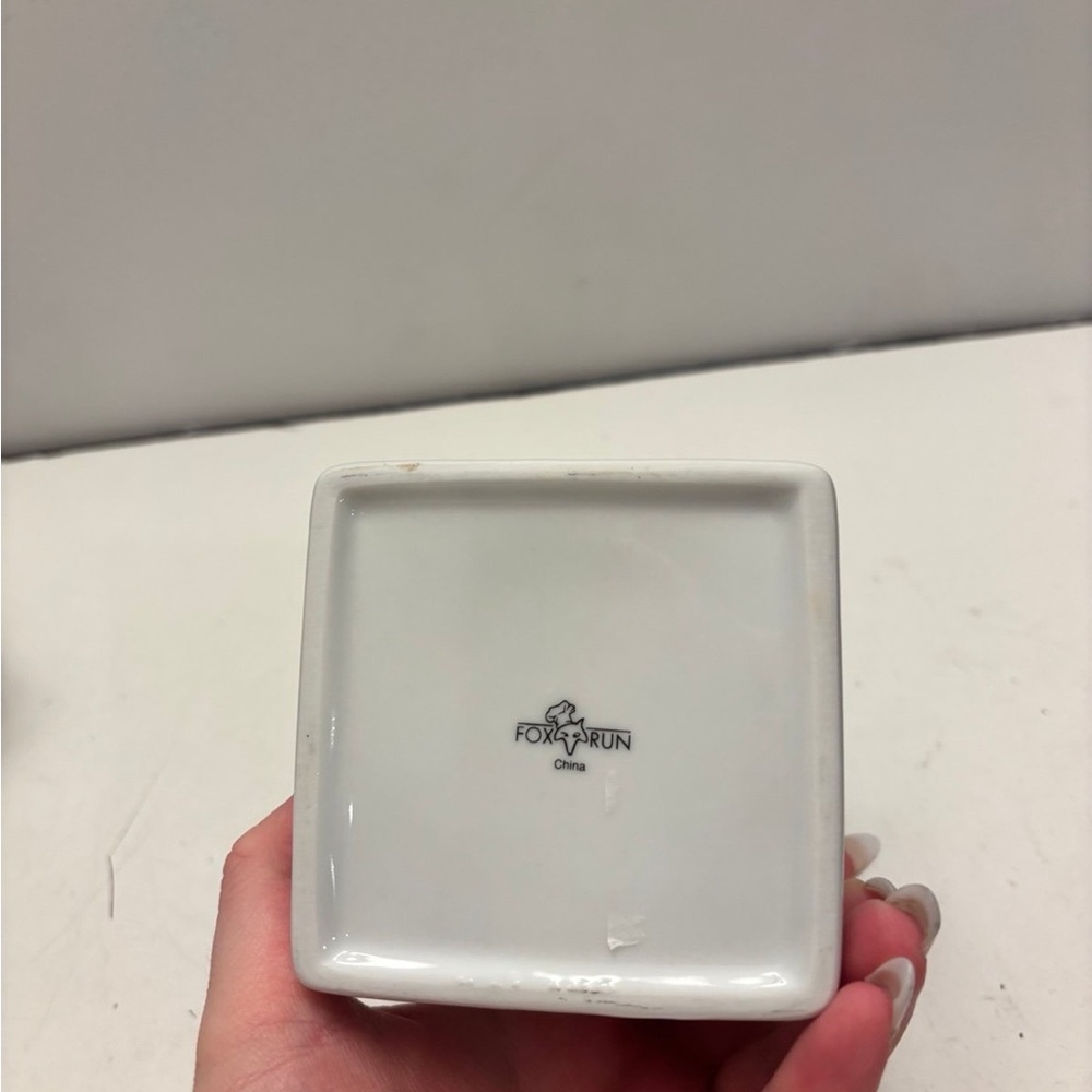 White Ceramic Square Container - Picture 5 of 7